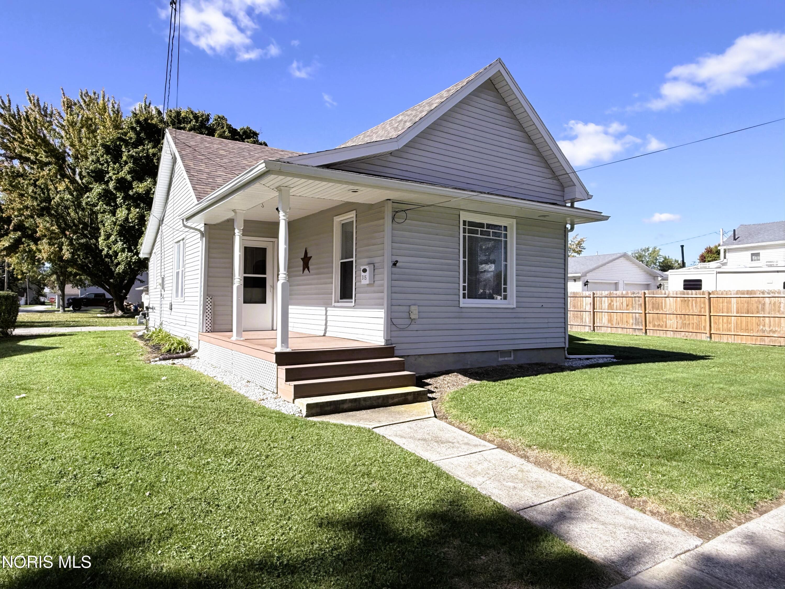 315 N Locust Street — photo