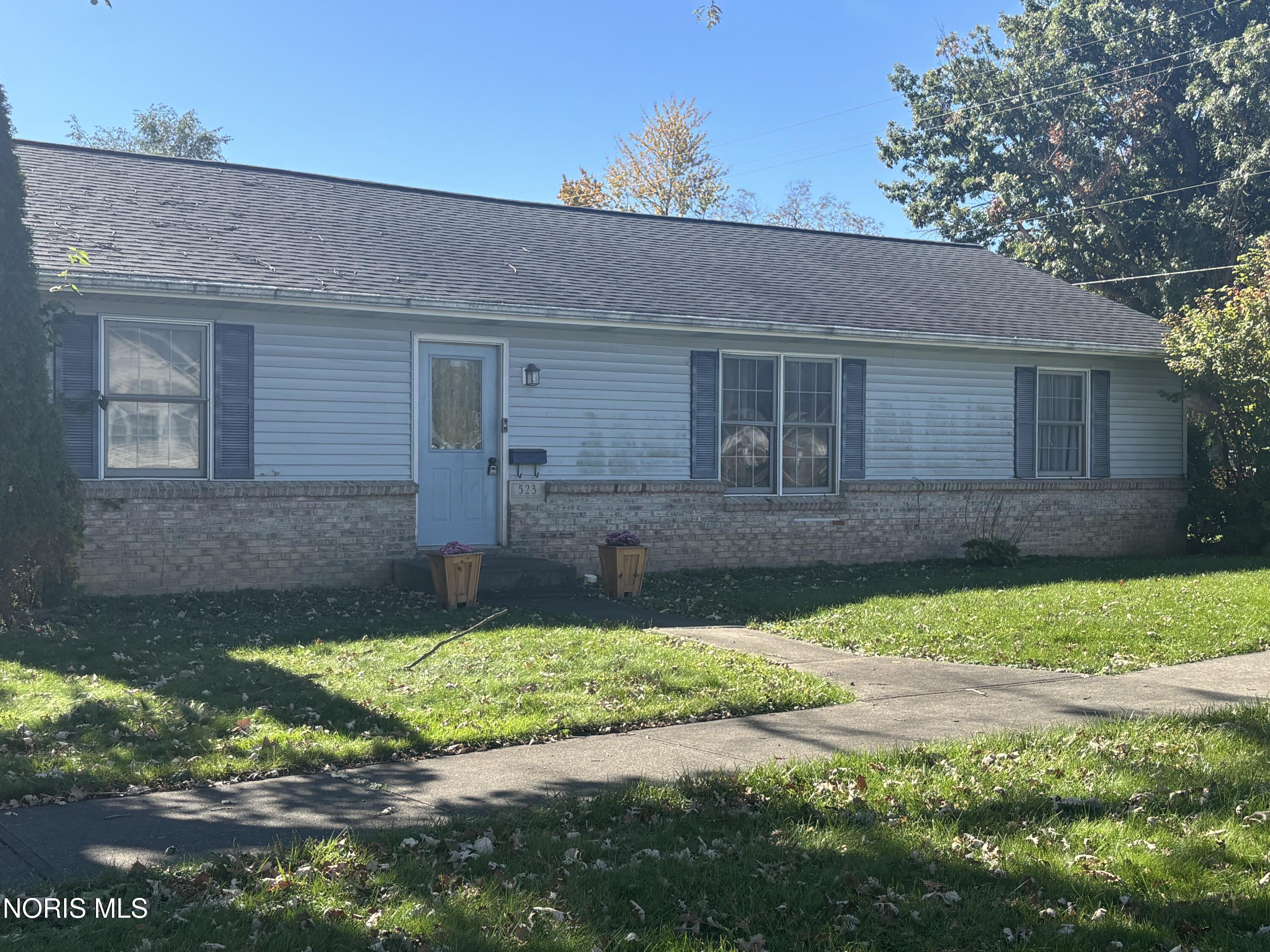 523 W Perry Street — photo