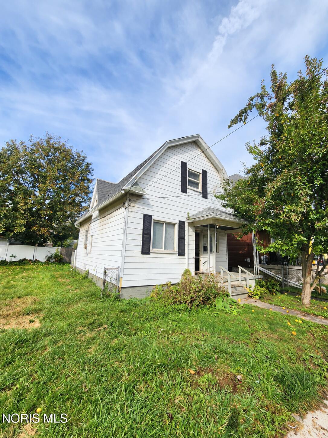 706 Berry Street — photo