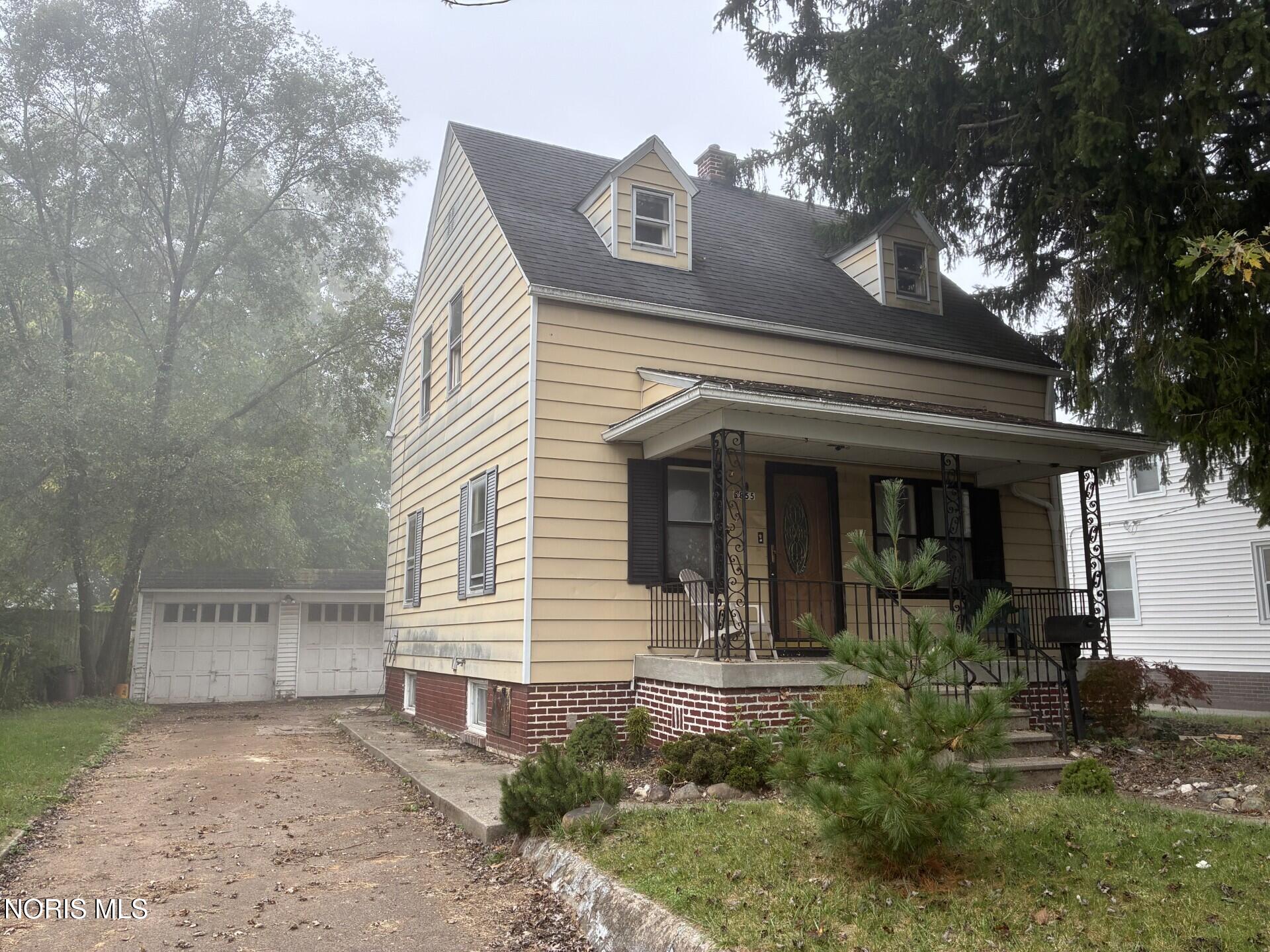 5855 Foth Drive — photo