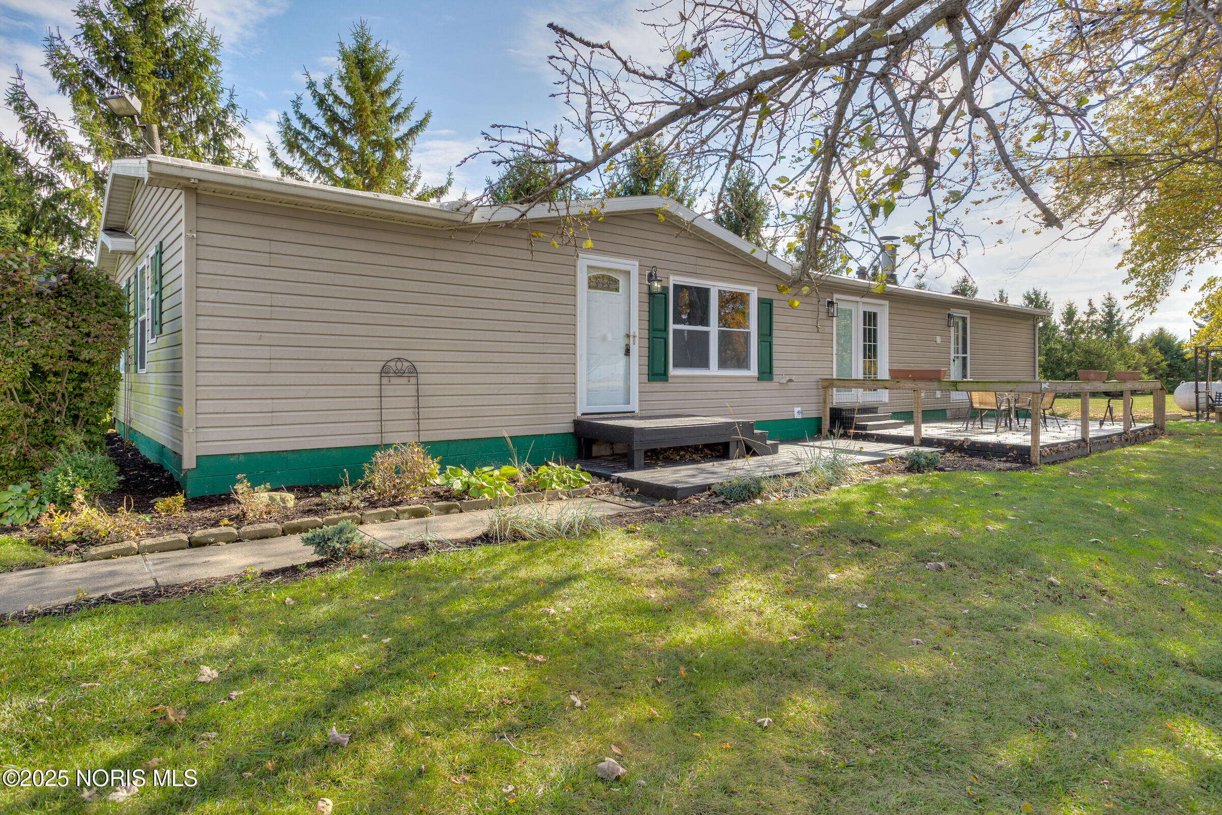 8949 Five Point Road — photo