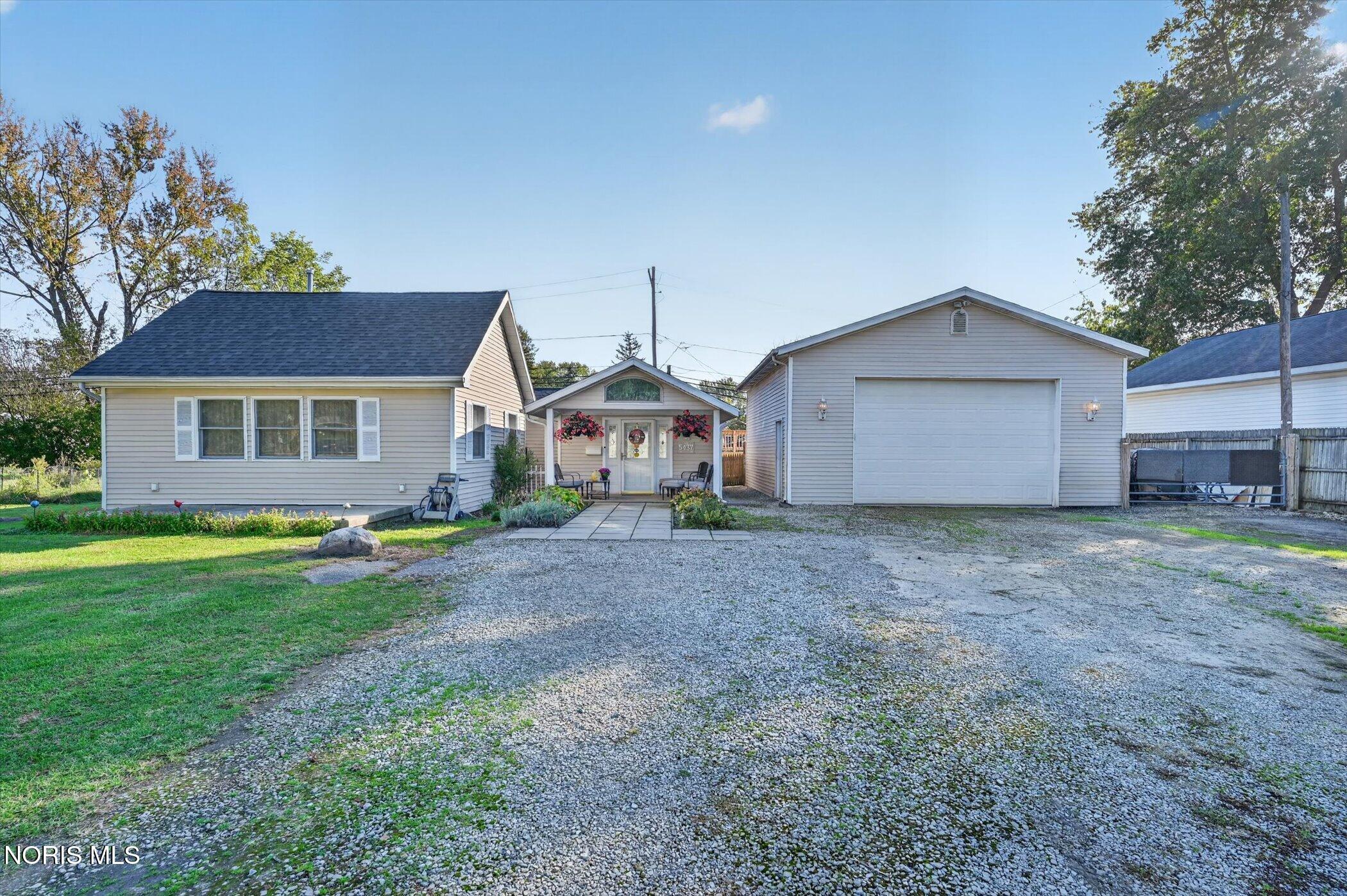 5437 Morrow Road — photo