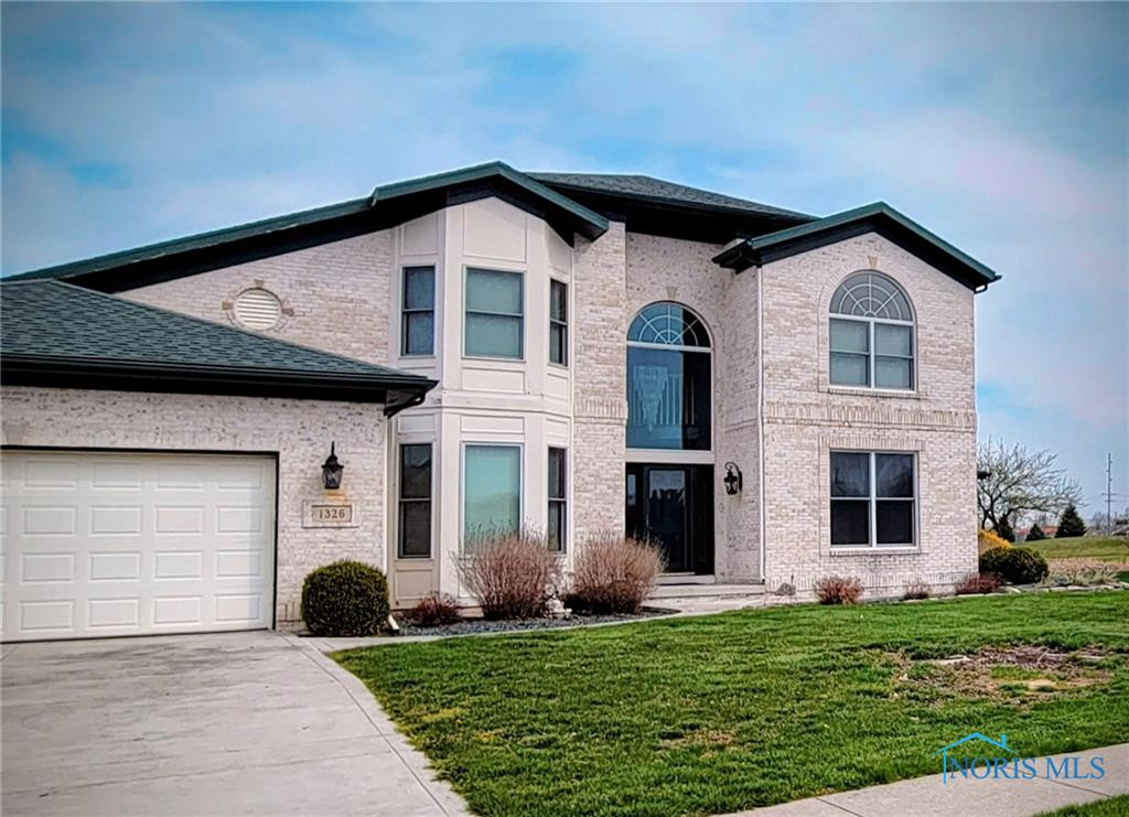 1326 Pine Valley Drive — photo
