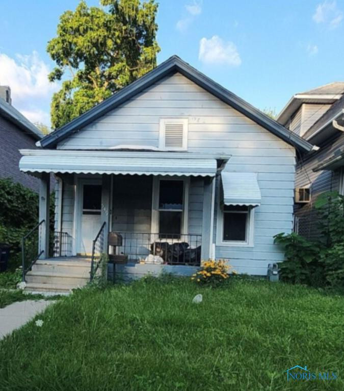 549 Spencer Street — photo