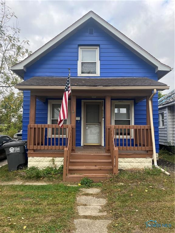 605 Waverly Avenue — photo