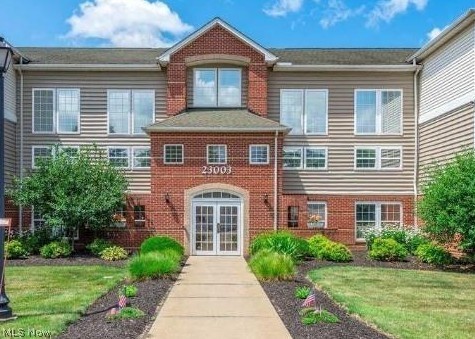 23003 Chandlers Lane Unit 104 — photo