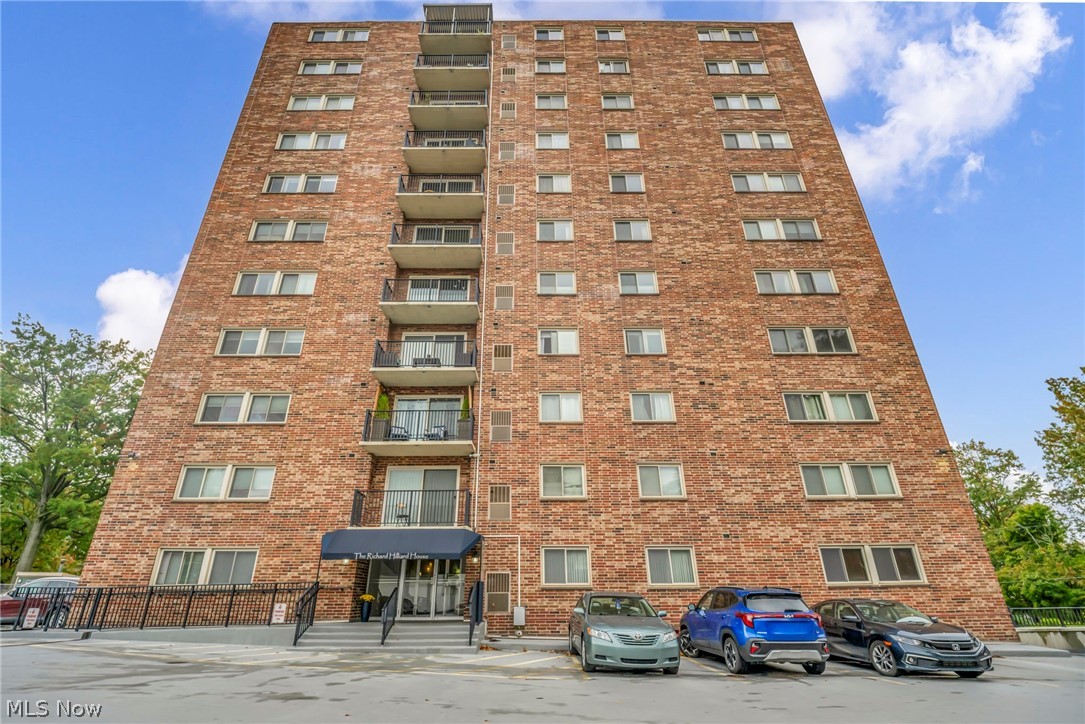 15555 Hilliard Road Unit 304 — photo