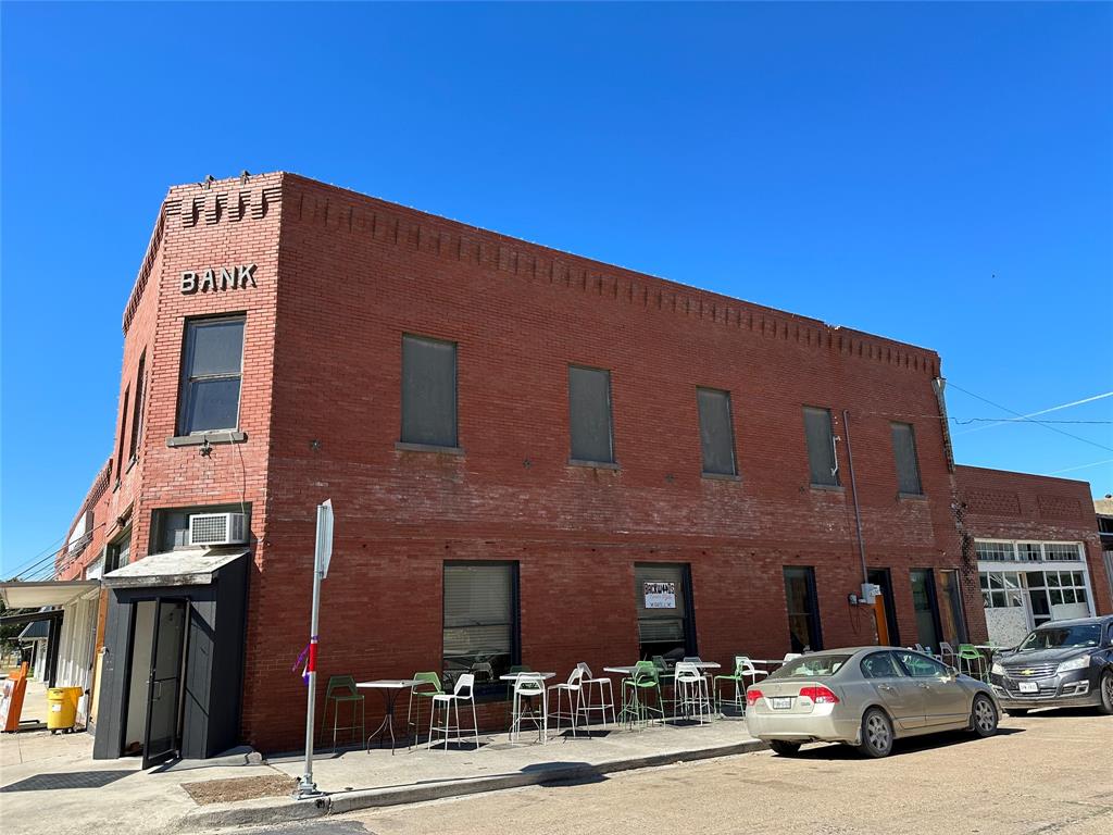 100 S Main Street — photo