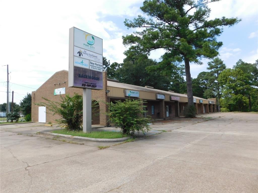 939 Highway 80 Highway 6 — photo