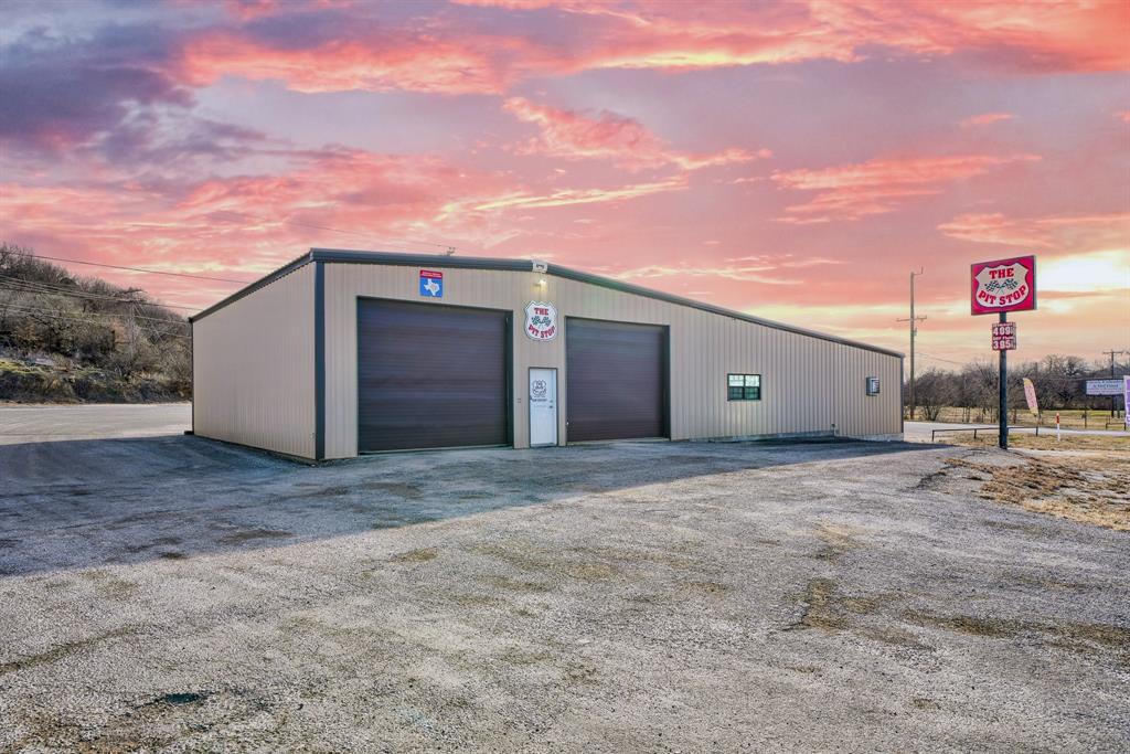 164 US Highway 380 W — photo