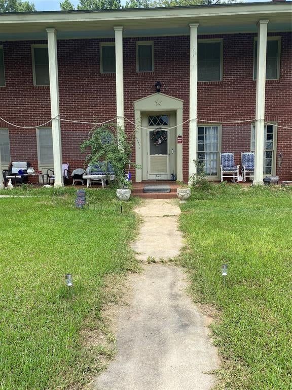 801 E Hospital Street — photo