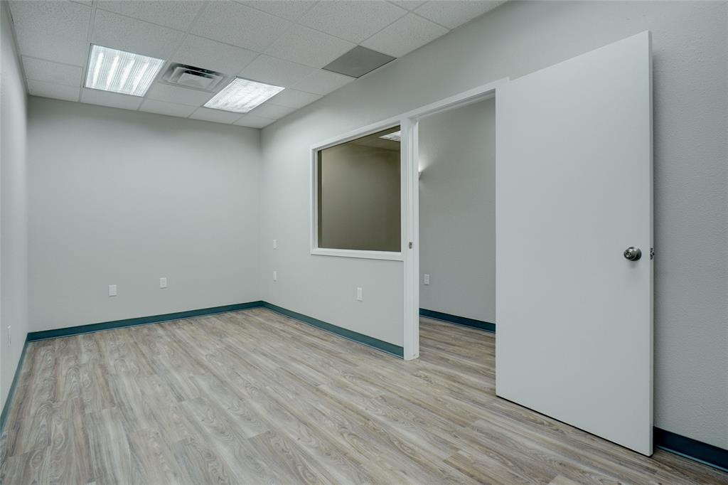 425 Westpark Way Private Offices — photo