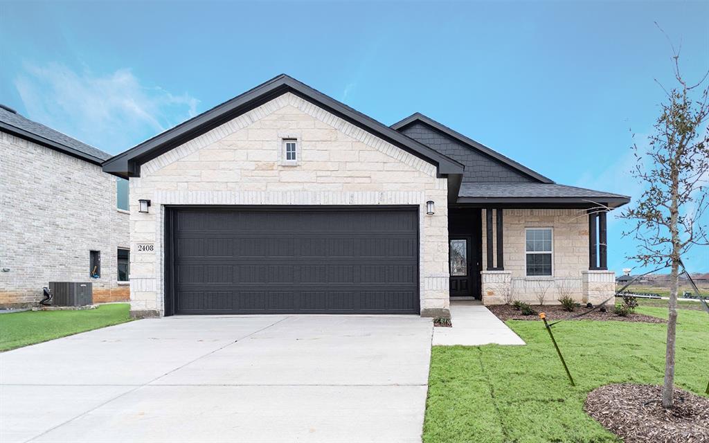 2408 Hollyhill Way — photo