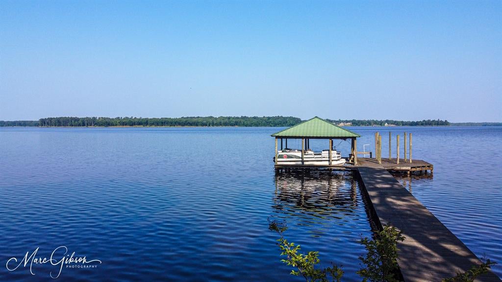 947 Judy Lane — photo