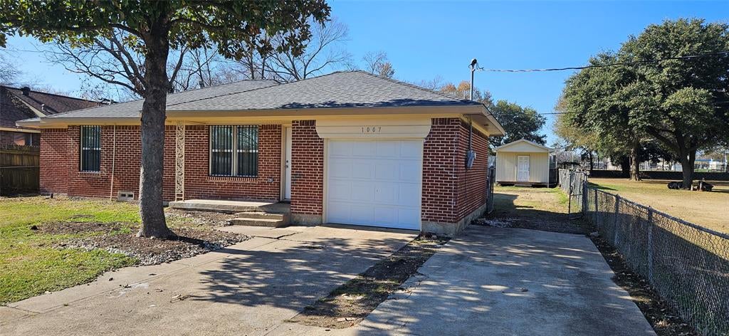 1007 Pleasant Drive — photo
