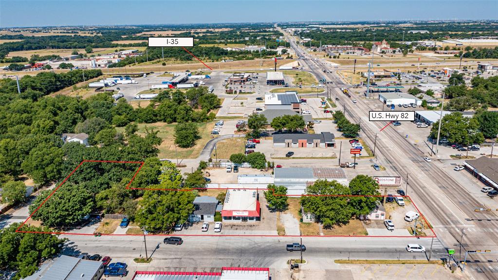700 W Highway 82 — photo