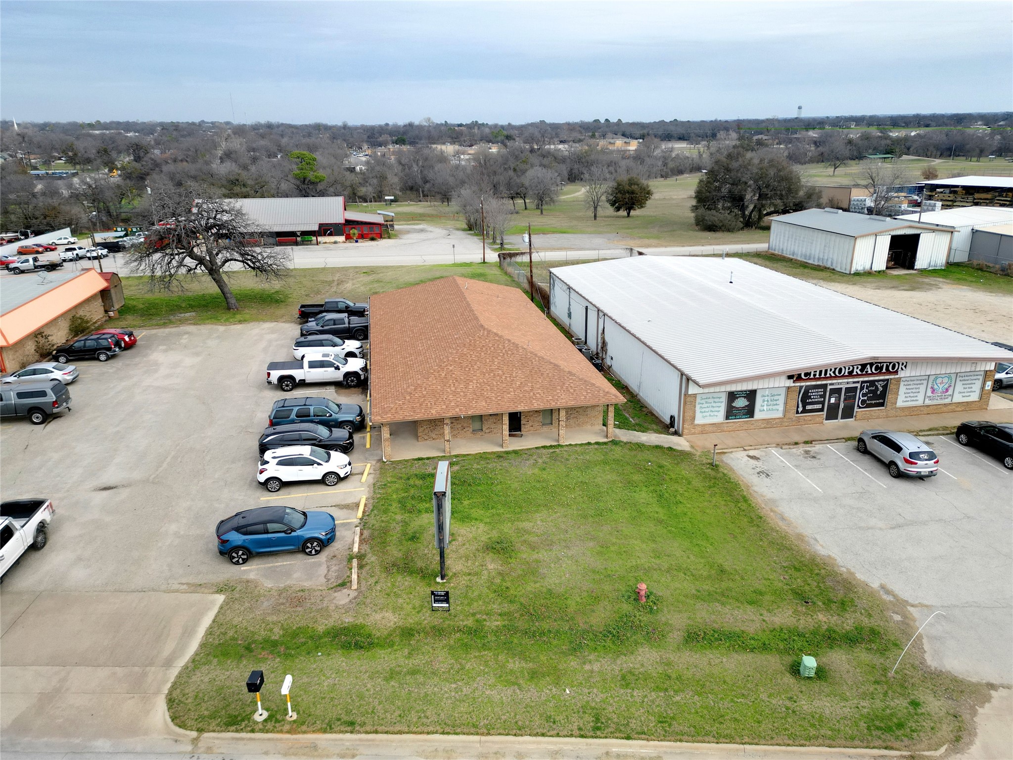 311 E Highway 199, Springtown, TX 76082 — photo 2
