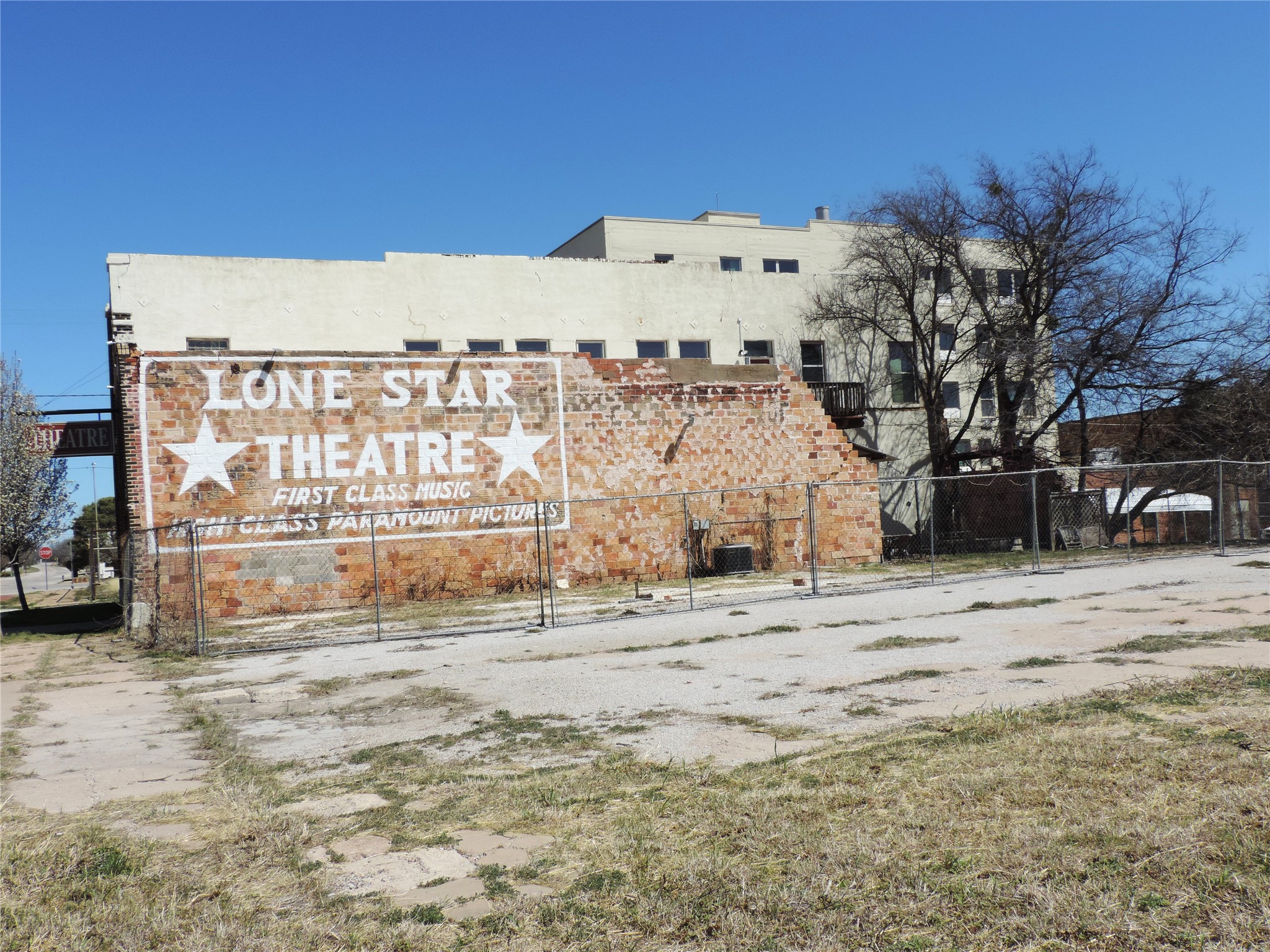 112 S Austin, Ranger, TX 76470 — photo 3