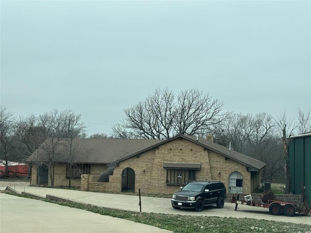 910 Preston Road — photo