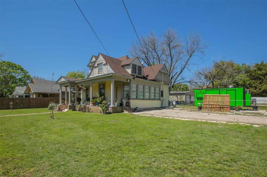 717 Park Drive — photo