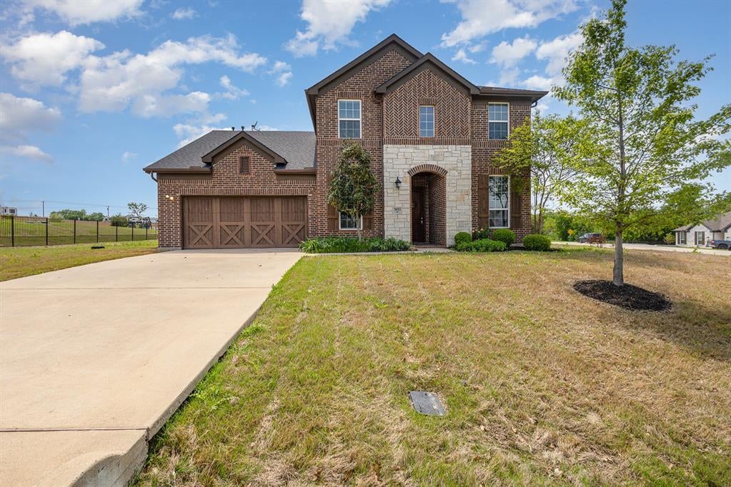 3933 Clear Water Lane — photo