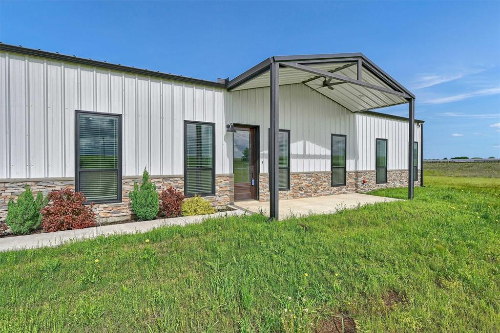 4153 FM 901 — photo