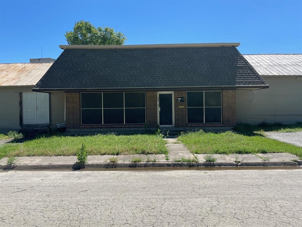 517 E Broadway Street 304 — photo