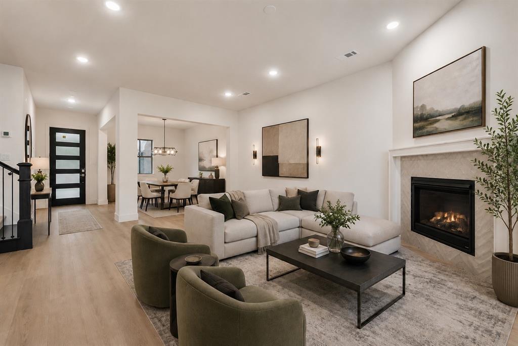 444 Waters Edge Drive 720 — photo
