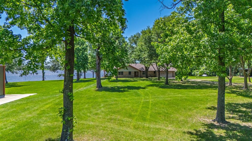476 Private Road 7326 — photo