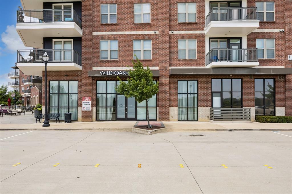 400 S Oak 160 — photo