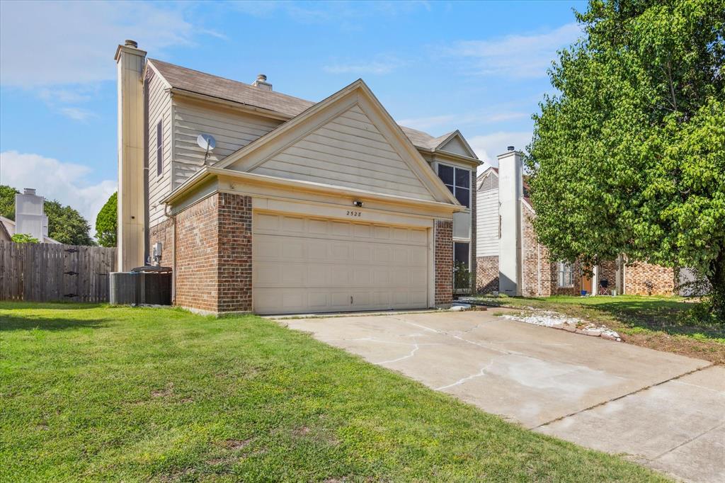 2528 Creekwood Lane — photo