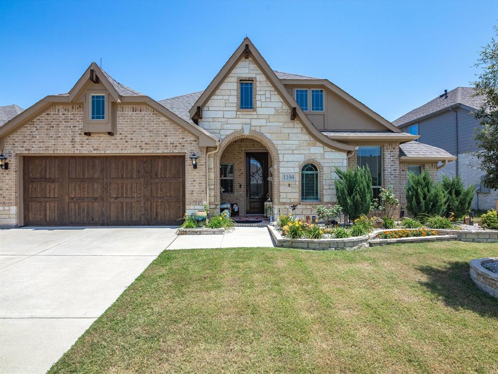 1104 Canterbury Lane — photo