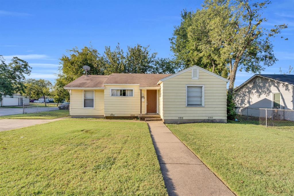 202 W Wheatland Road — photo