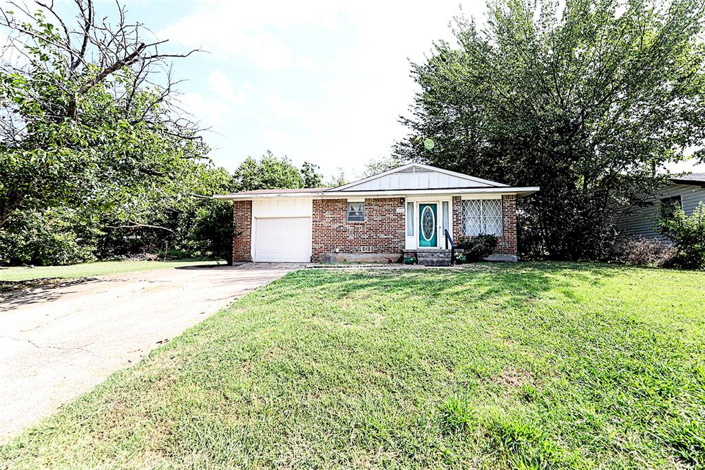 421 E Wilbarger Street — photo