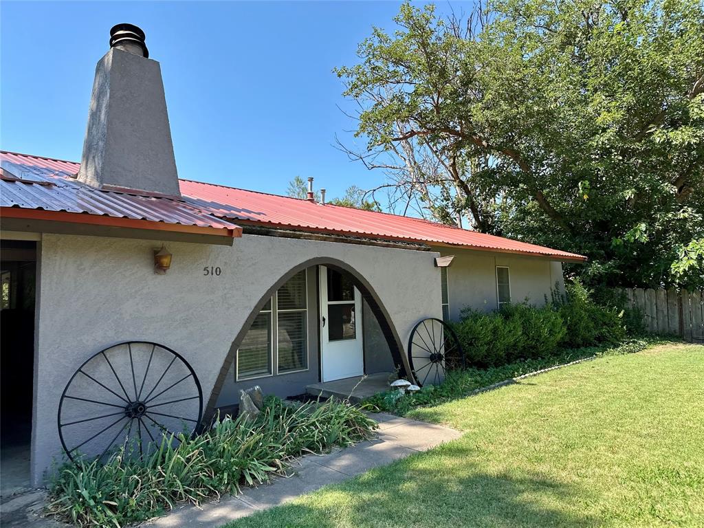 510 E Pecan Street — photo