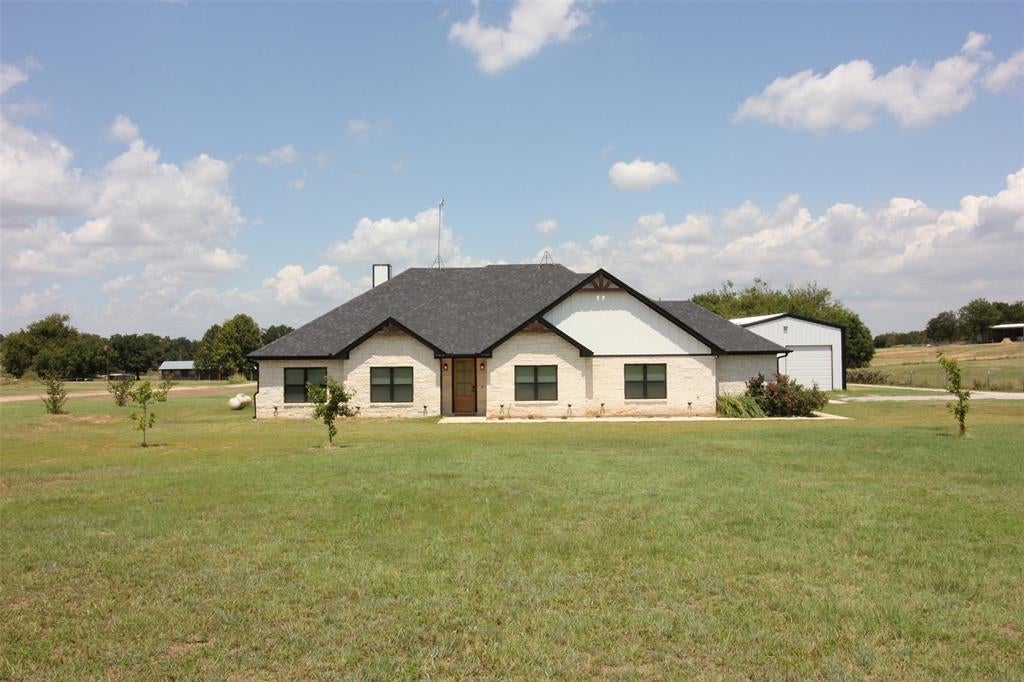 3238 FM 2048 — photo