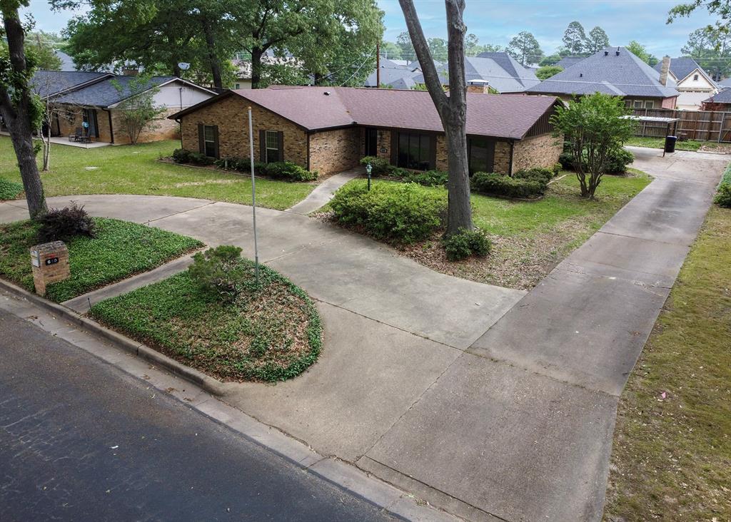610 Rockwall Drive — photo