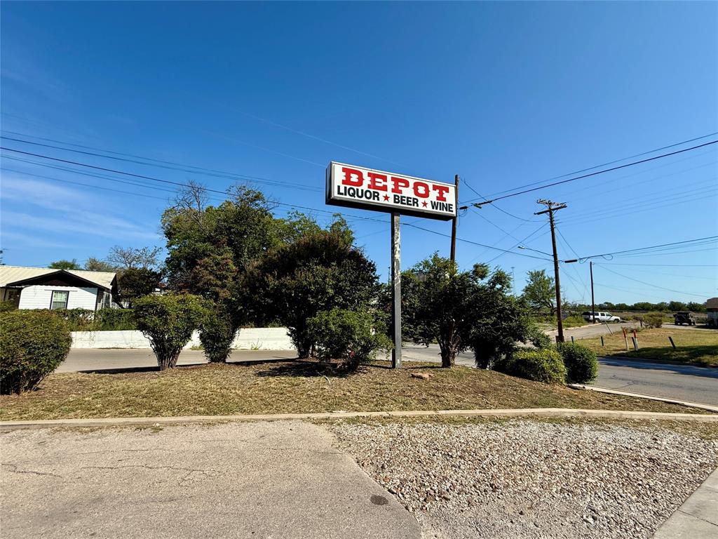 1001 Vine Street — photo
