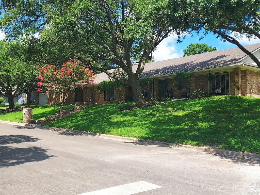 9914 Ramblewood Drive — photo