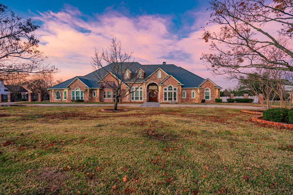 1990 Broken Lance Lane — photo
