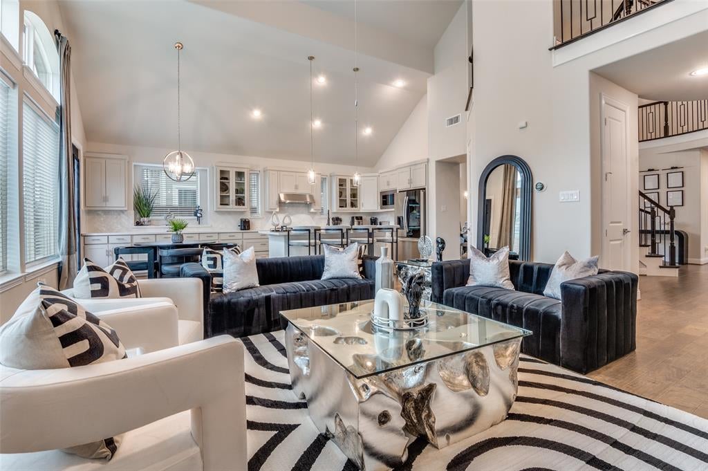 2417 Shane Drive — photo