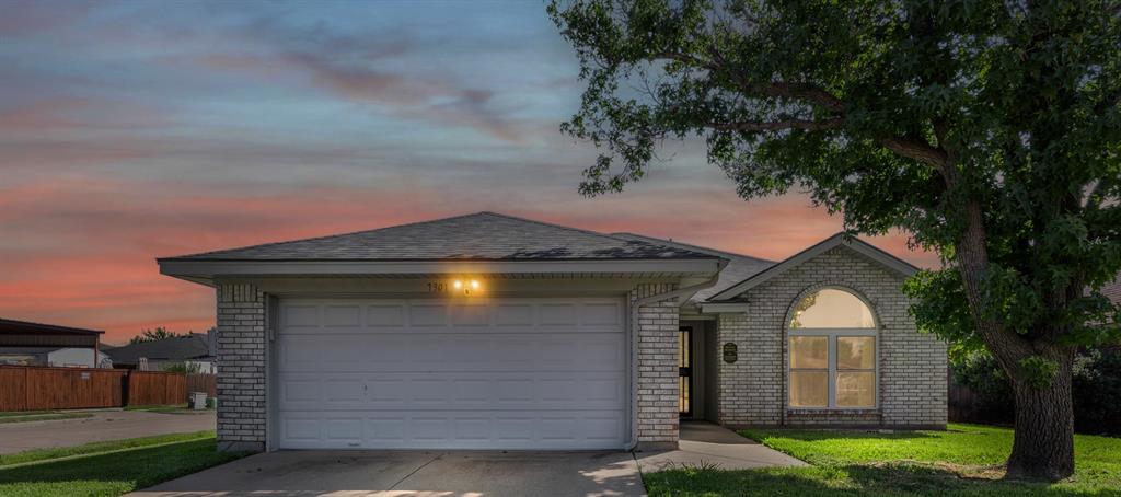 7301 Wagonwheel Road — photo