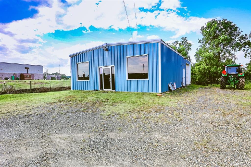 1024 N US Hwy 59 — photo