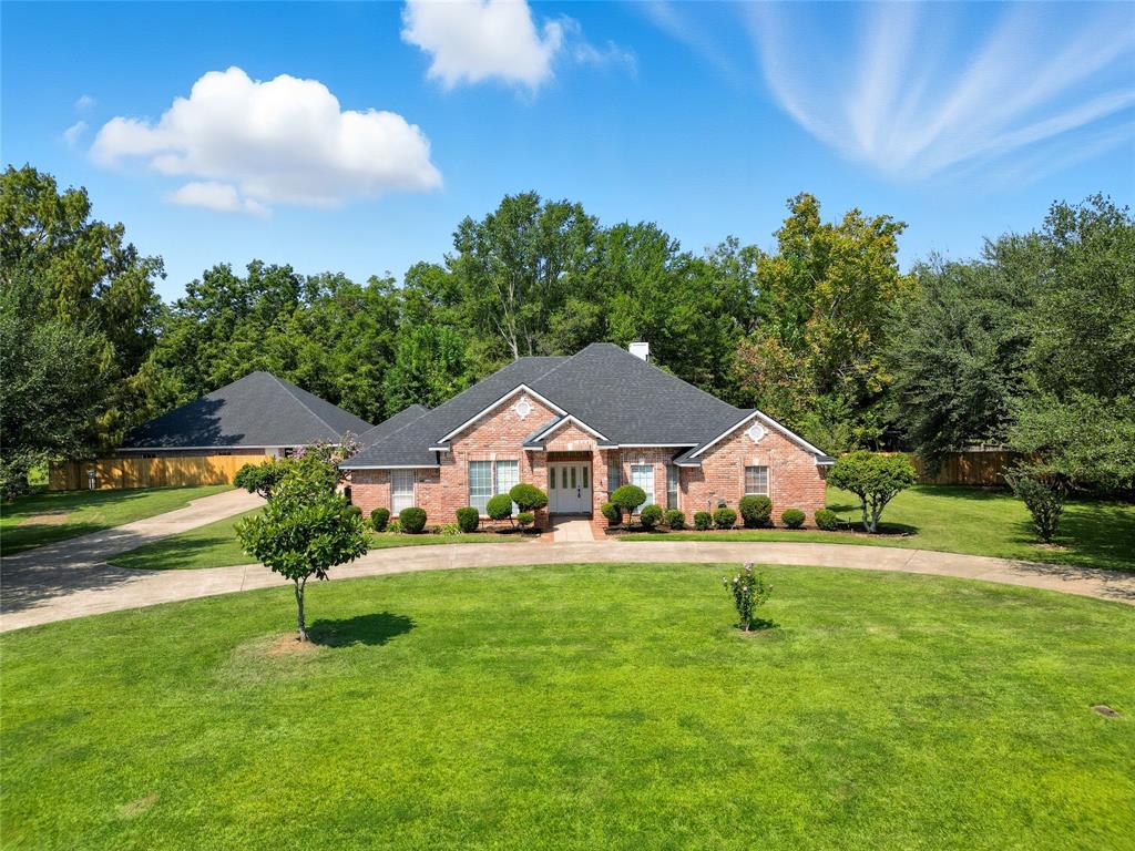 107 Lakewood Point Drive — photo