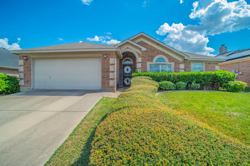 1634 Powder Horn Lane — photo