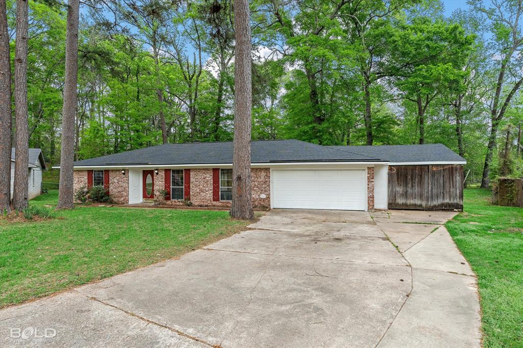 9471 Hemlock Circle — photo