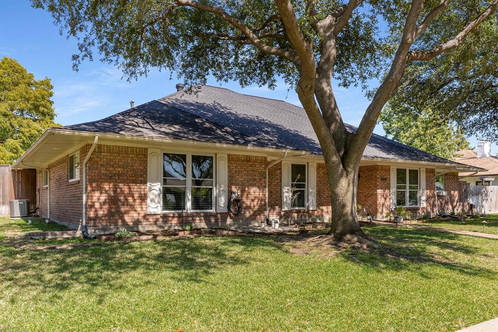 1008 Nottingham Drive — photo