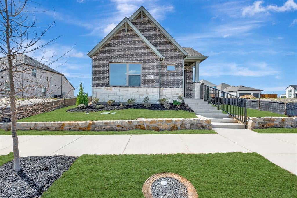 9332 Laurel Wreath Drive — photo
