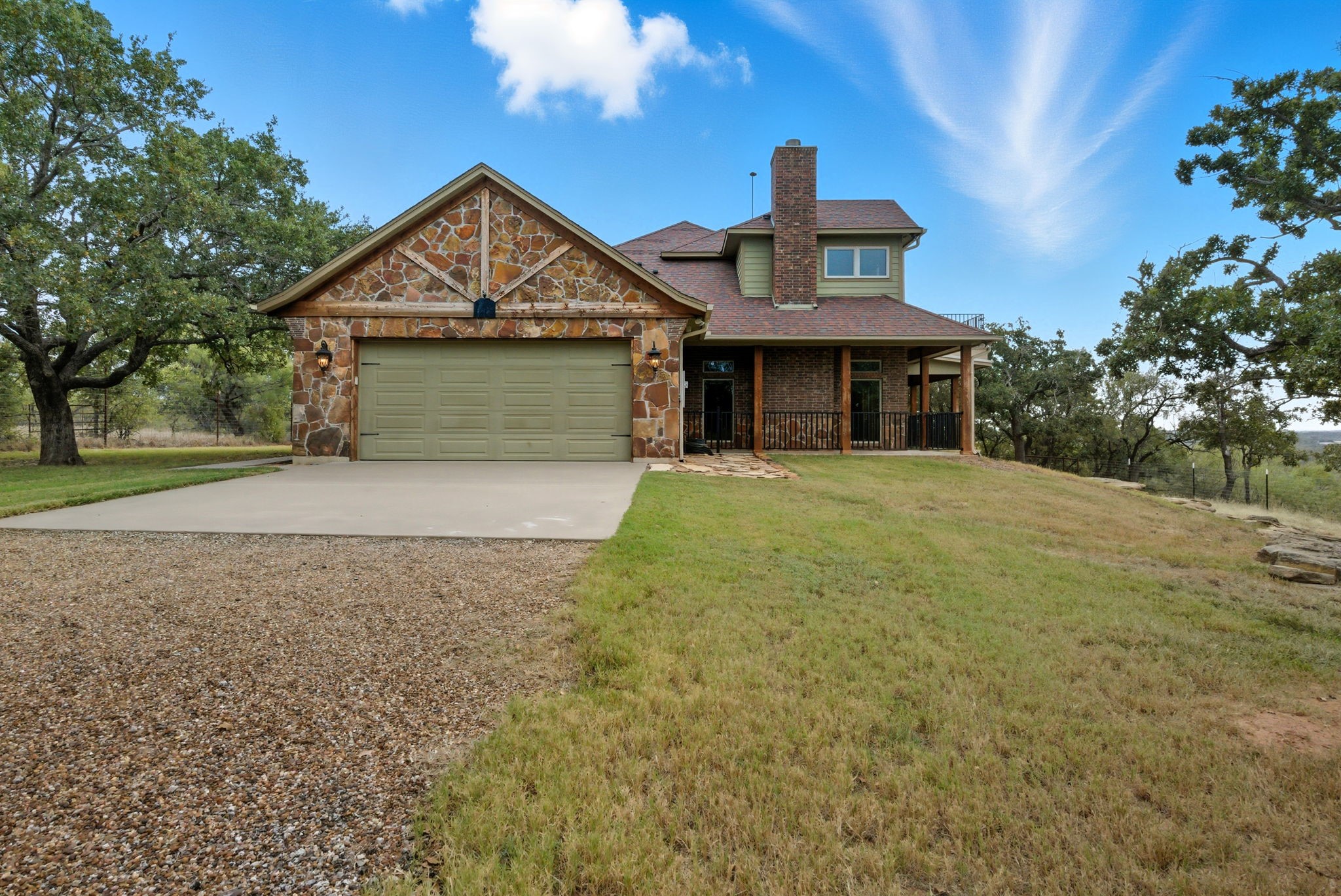 735 Gresham Lane, Jacksboro, TX 76458 — photo 2