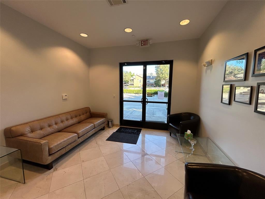 4700 Dexter Drive 100 — photo